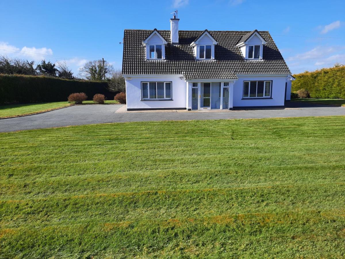 4 Bedroom, 15 Min To Limerick City Quiet Retreat. 外观 照片