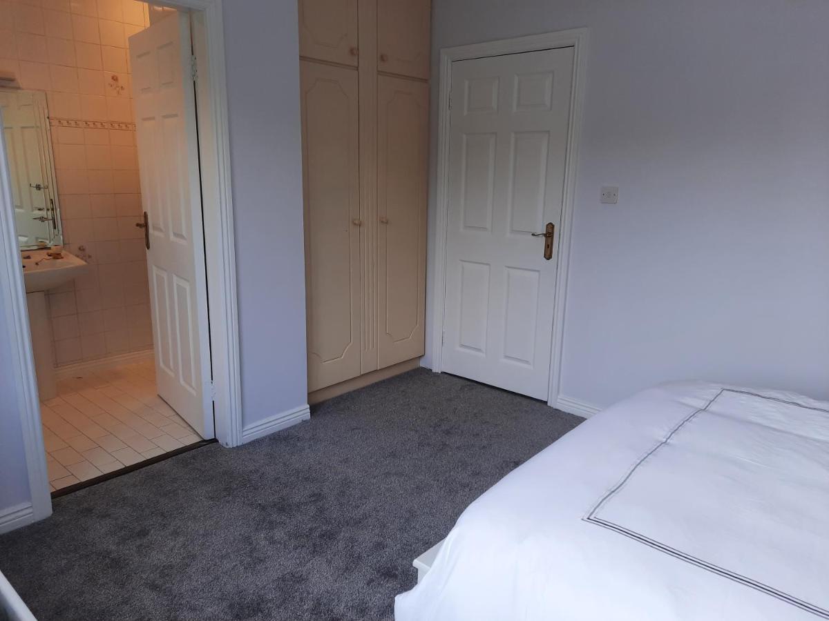 4 Bedroom, 15 Min To Limerick City Quiet Retreat. 外观 照片